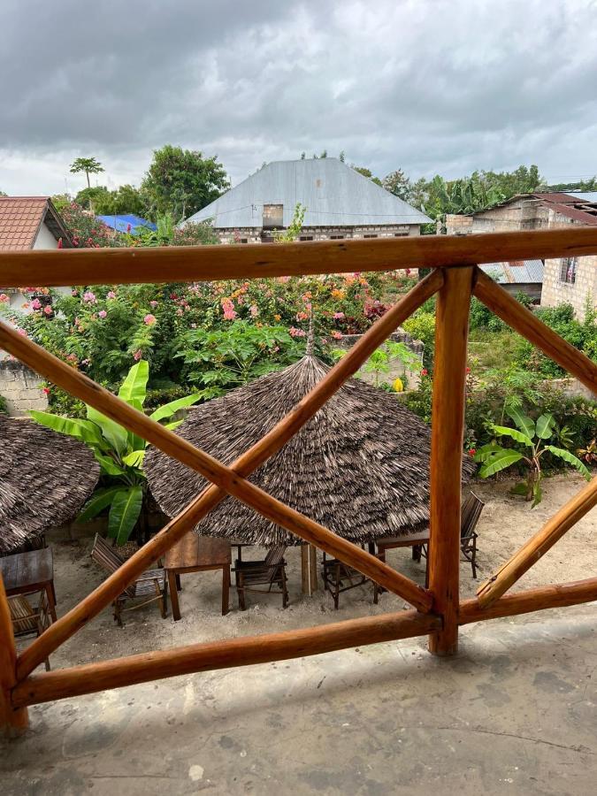 Mbuyuni Lodge Нунгви Экстерьер фото